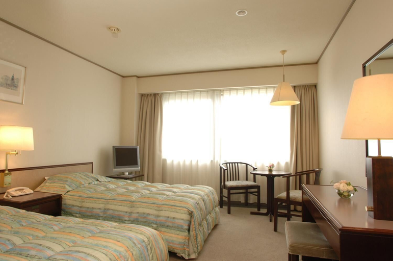 Bedroom 3, Grand Plaza Nakatsu Hotel, Nakatsu
