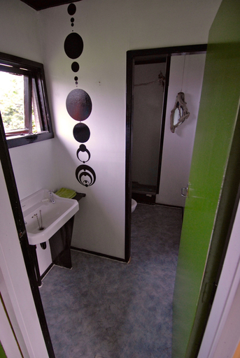 Bathroom, Karamea Farm Baches, Buller