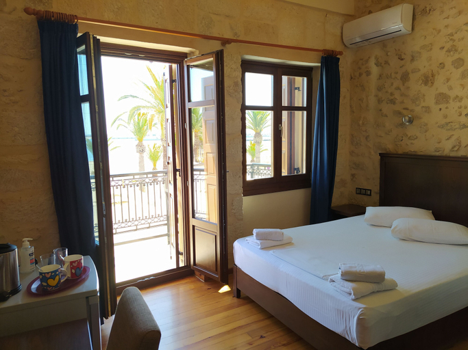 Bedroom 4, Sea Front Old Town, Crete