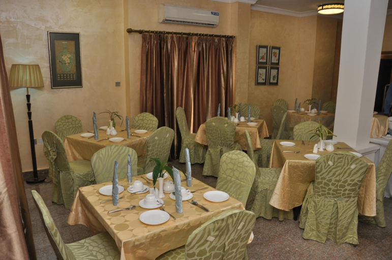 Food & Drinks 4, Hotel Chelsea Wuse 2, AbujaMun