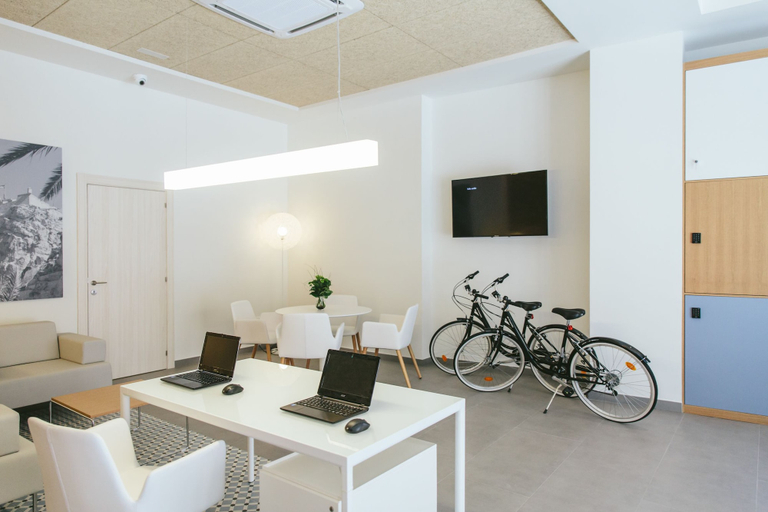 Others 5, Apartamentos Poeta Quintana, Alicante