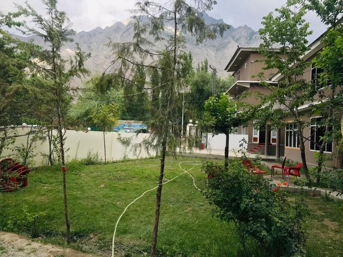 Others 4, Ghasabrum Hotel, Northern Areas