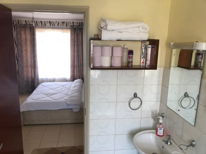Bathroom 3, Stay.Plus Kahawa Sukari Apartment, Ruiru