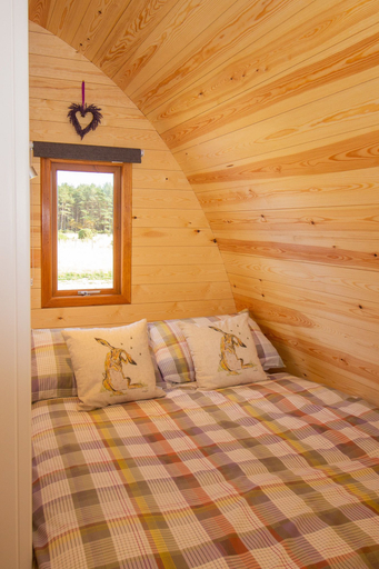 Bedroom 2, Evelix Pods, Highland