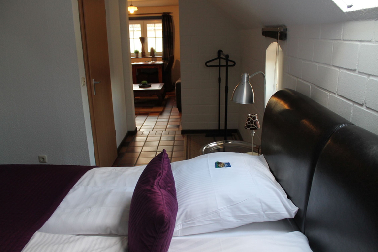Bedroom 5, Zum alten Krug, Friesland