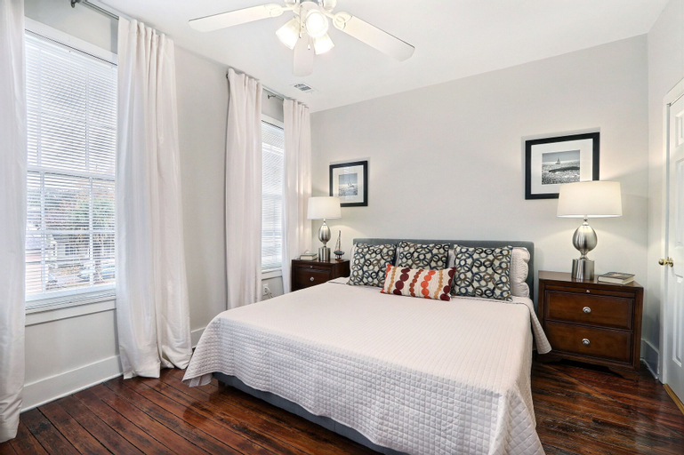 Bedroom 1, Gallery Stays - Pop Collection, Chatham