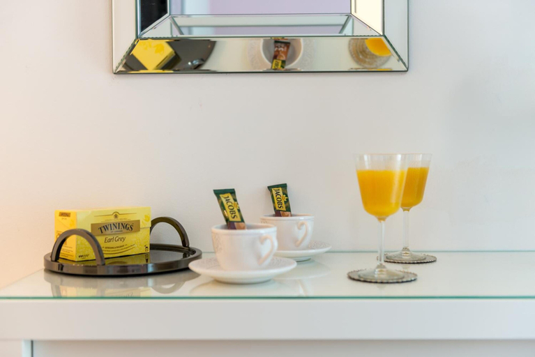 Food & Drinks 5, Capital Apartments, Split