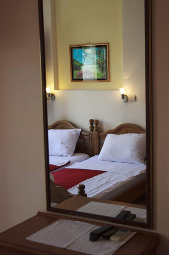 Bedroom 3, Hotel Kuc