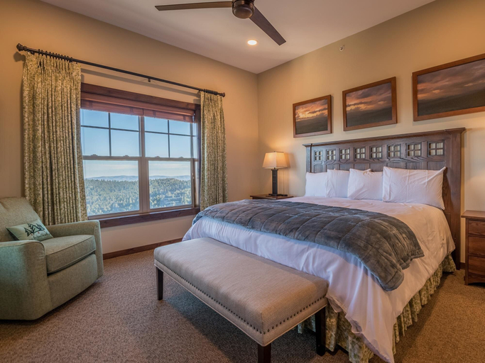 Bedroom 3, 3 Br: Soaring Eagle 404, Pocahontas