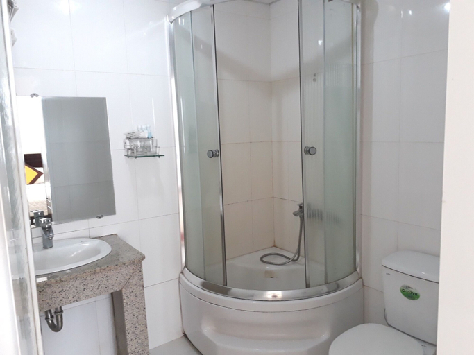 Bathroom, Ngoc Linh Hotel Quy Nhon, Qui Nhơn