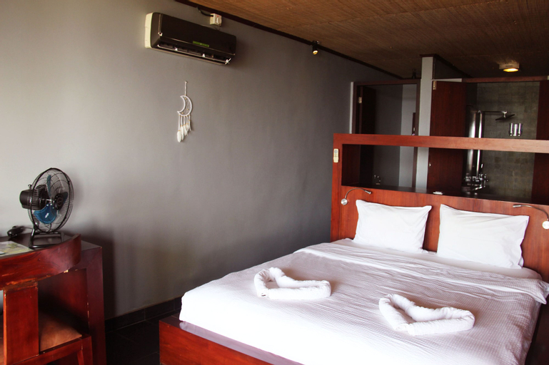 Bedroom 6