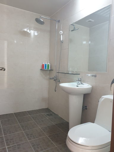 Bathroom 4, Damyang Meta Pension, Damyang