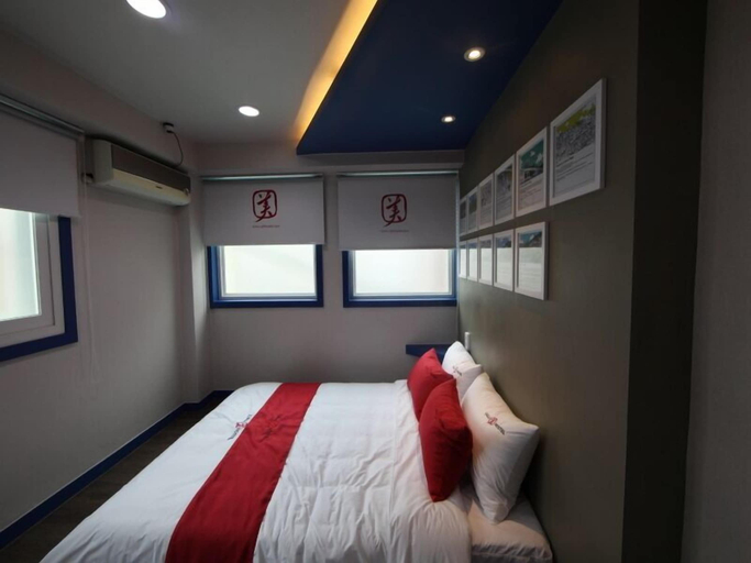 Bedroom 3, Calli Hostel, Busanjin