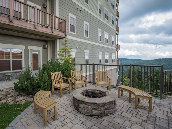3 Br: Soaring Eagle 404, Pocahontas