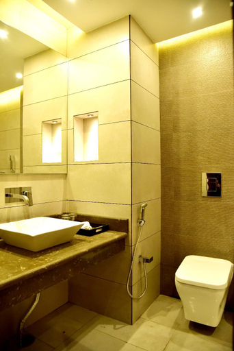 Bathroom, Seasons Hotel By Xperience, Nainital