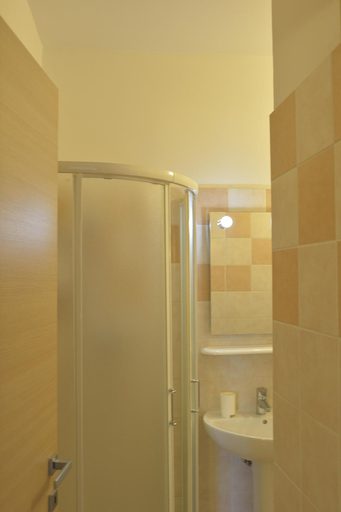 Bathroom 4, B&B Maricla, Verona