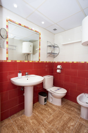 Bathroom 3, Rainbow & Pool Apartment, Málaga