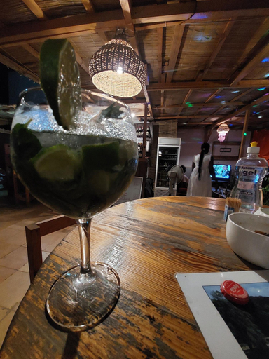 Food & Drinks 5, Villa Jade, Dakar