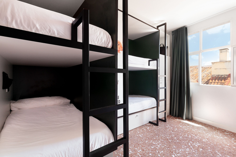 Bedroom 3, 2060 The Newton Hostel & Market, Madrid