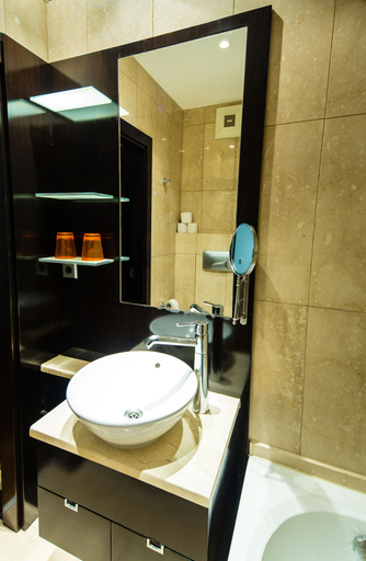 Bathroom 5, The Levante Rathaus Apartments, Wien