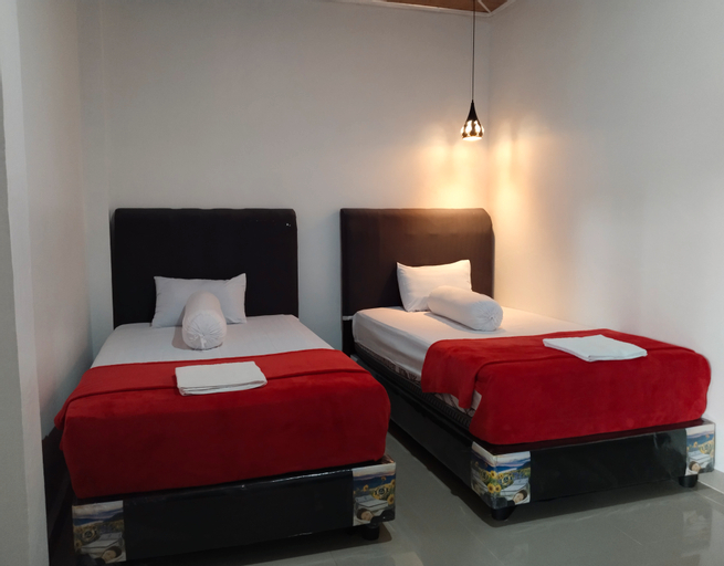 Bedroom 2, Sosui losmen, South Nias