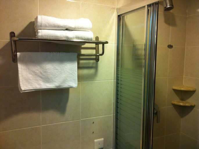 Others, Mb Hotel, Lahad Datu