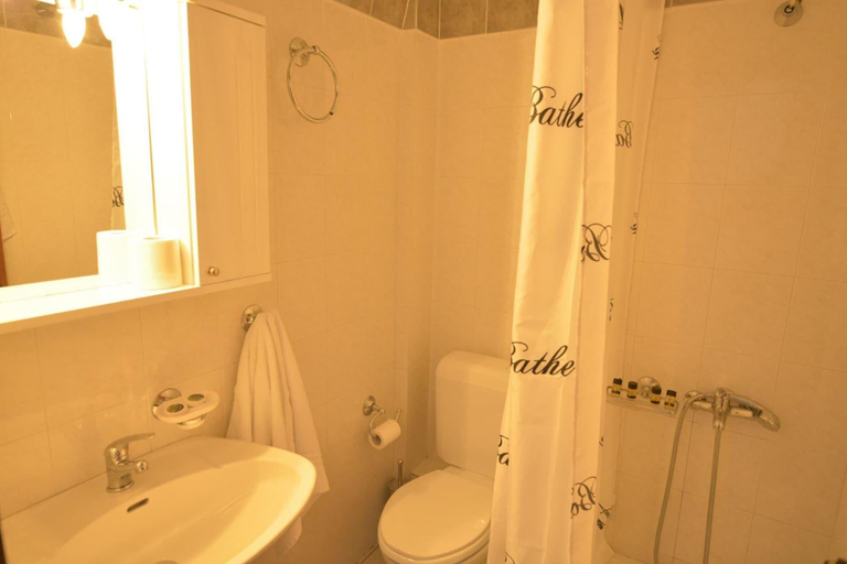 Bathroom, Olympus Hotel Villa Drosos, Central Macedonia