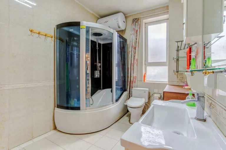 Bathroom, Dreamer's House, Beijing