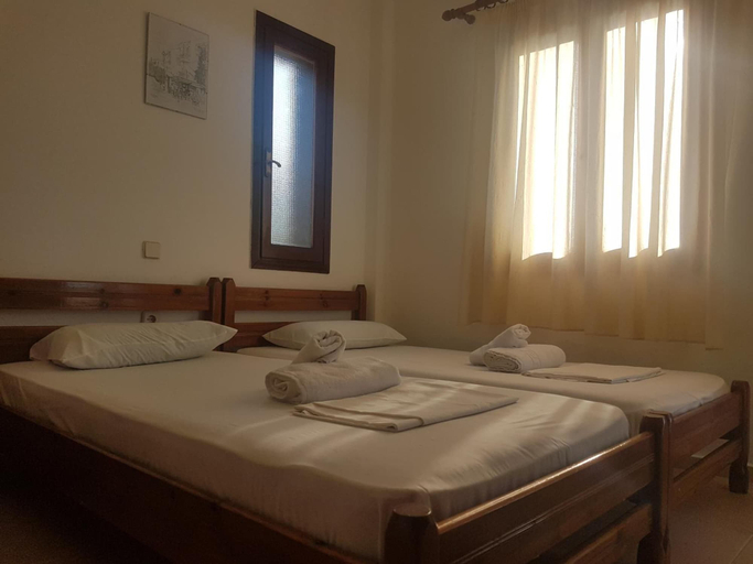 Bedroom 2, Sirocco Apartments, Crete