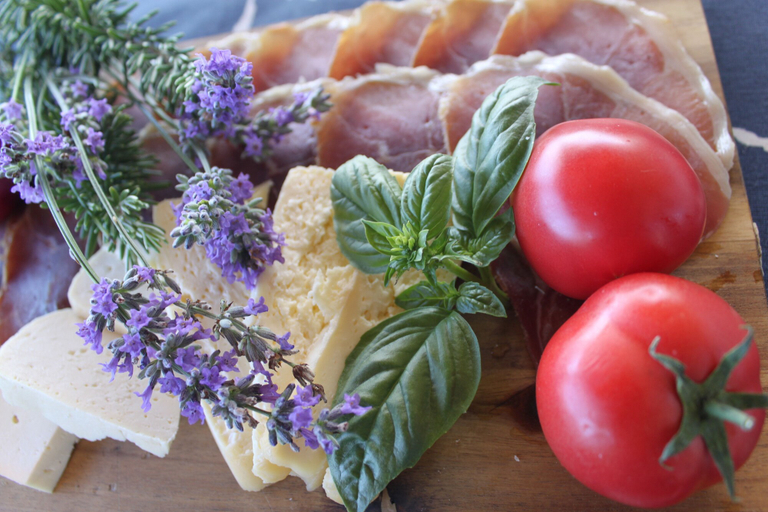 Food & Drinks 5, Sveti Stefan MONTEN