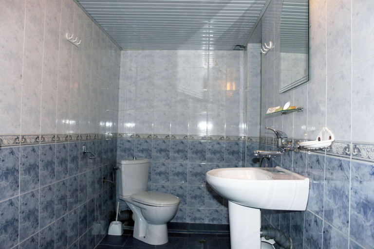 Bathroom 3, Antik, Varna
