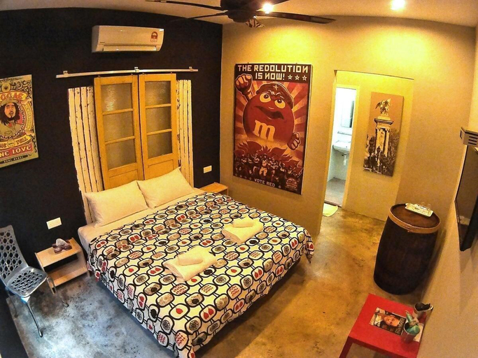 Food & Drinks, Havara Place, Penang Island