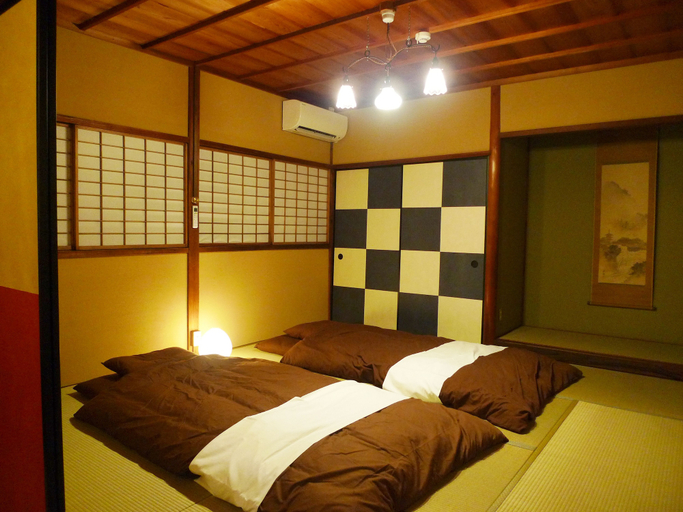 Bedroom, Joga Kebo, Gujō