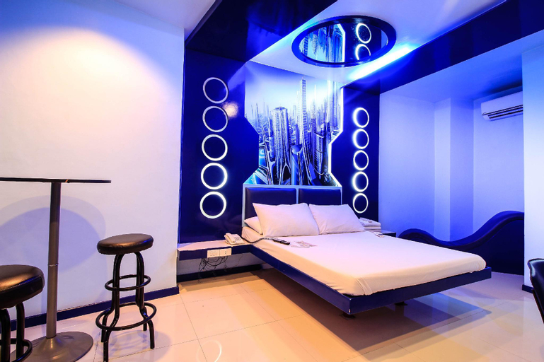 Bedroom 30