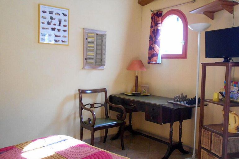 Bedroom 3, Louminai, Drôme