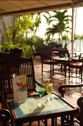 Food & Drinks 5, Hotel Bakoua Les Trois Ilets, Les Trois-Îlets