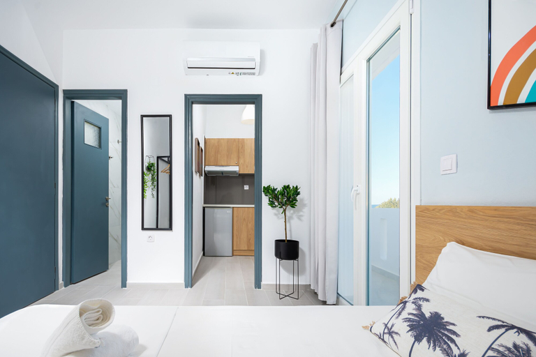 Bedroom 5, Kostas Maria Studios, Crete