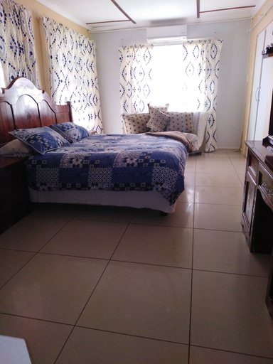 Bedroom 2, MC's Self Catering Accommodation, Rehoboth East
