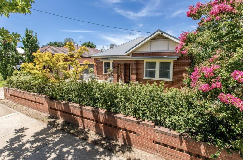 Exterior & Views 2, Stay at Meurant, Wagga Wagga - Pt A