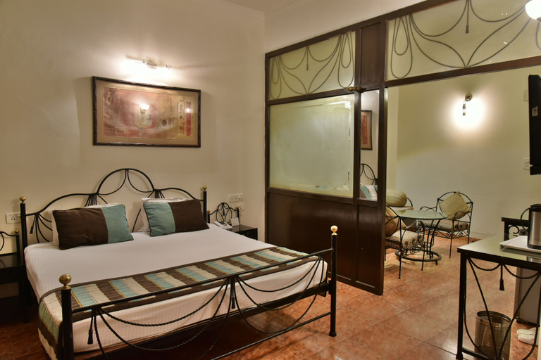 Bedroom 2, Jullundur Hotel, Chandigarh