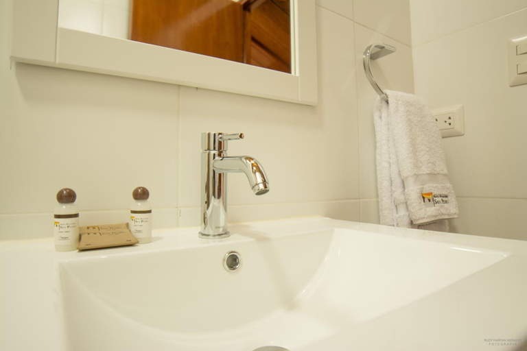 Bathroom 4, Hotel San Pedro Plaza, Cusco