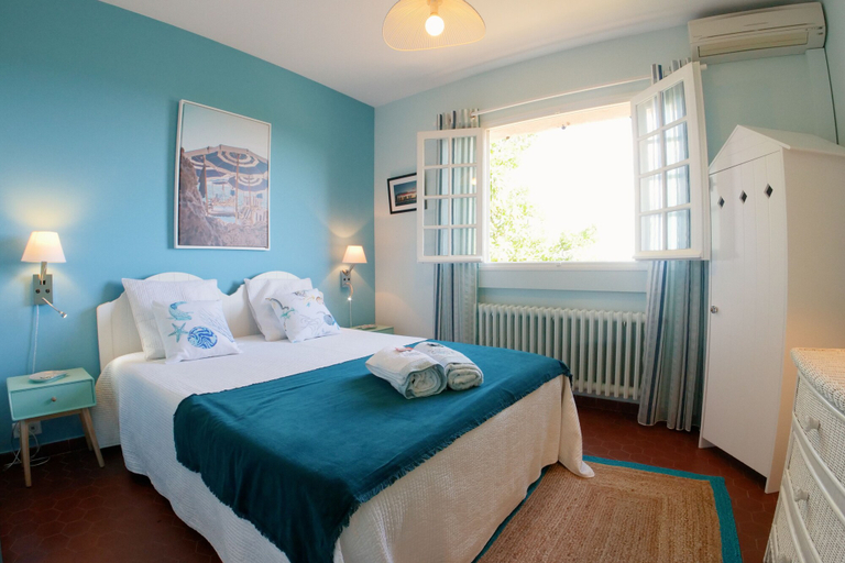 Bedroom 3, Villa Daphne, Alpes-Maritimes