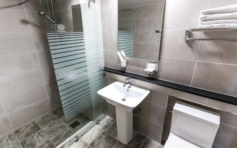Bathroom 4, Hotel 52, Seogwipo