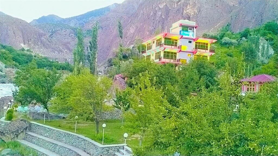 Others 3, Hard Rock Hotel Minapin, Northern Areas