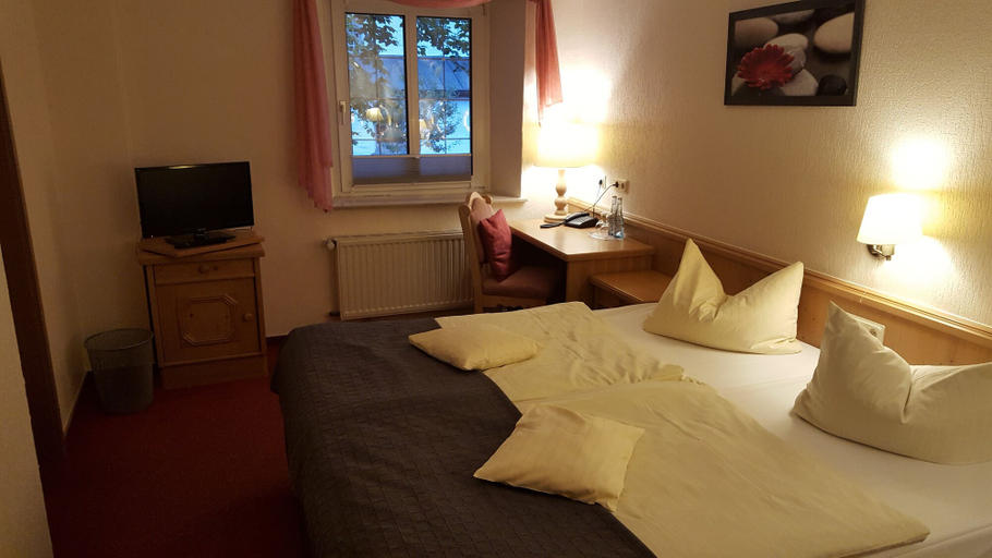 Bedroom 3, Landgasthof Reinhold, Oberbergischer Kreis
