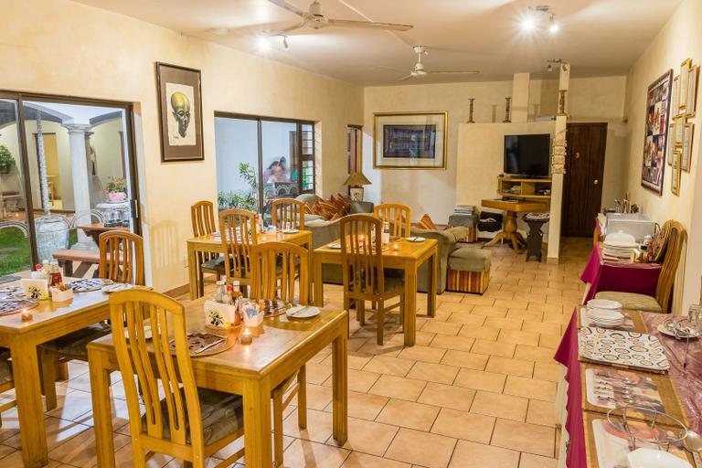 Food & Drinks 5, Centre Court B & B, eThekwini