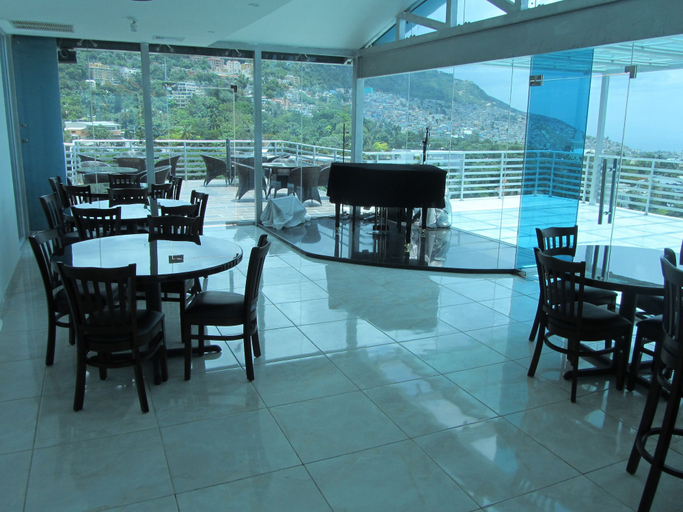 Food & Drinks 4, Gala Tower Condo & Hotel, Port-au-Prince