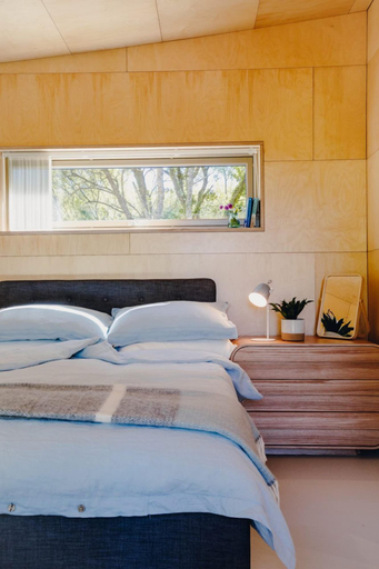 Bedroom 3, Trecombe Lakes, Cornwall