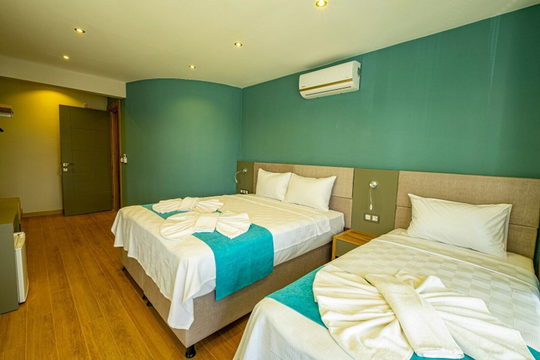 Bedroom 4, Akcay Mas Palmiye Otel, Edremit
