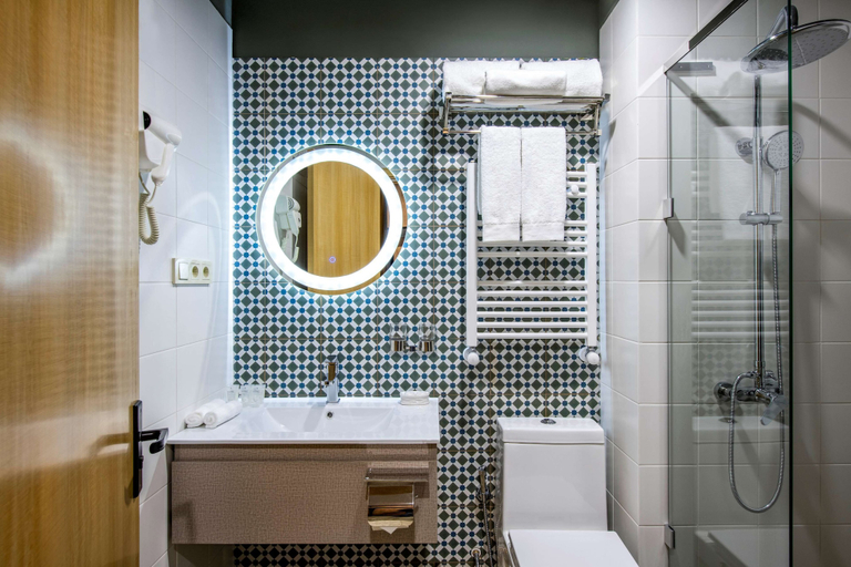 Bathroom 4, Best Western Gudauri, Kazbegi